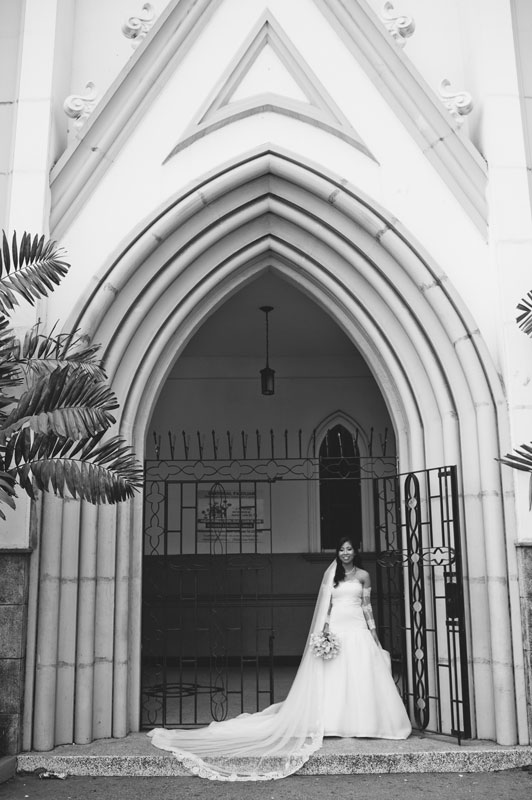Iglesia del Carmen destination wedding photography Panama